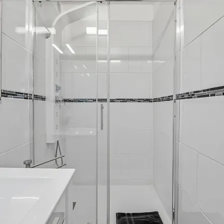 Clubber Naturiste Design * Agde